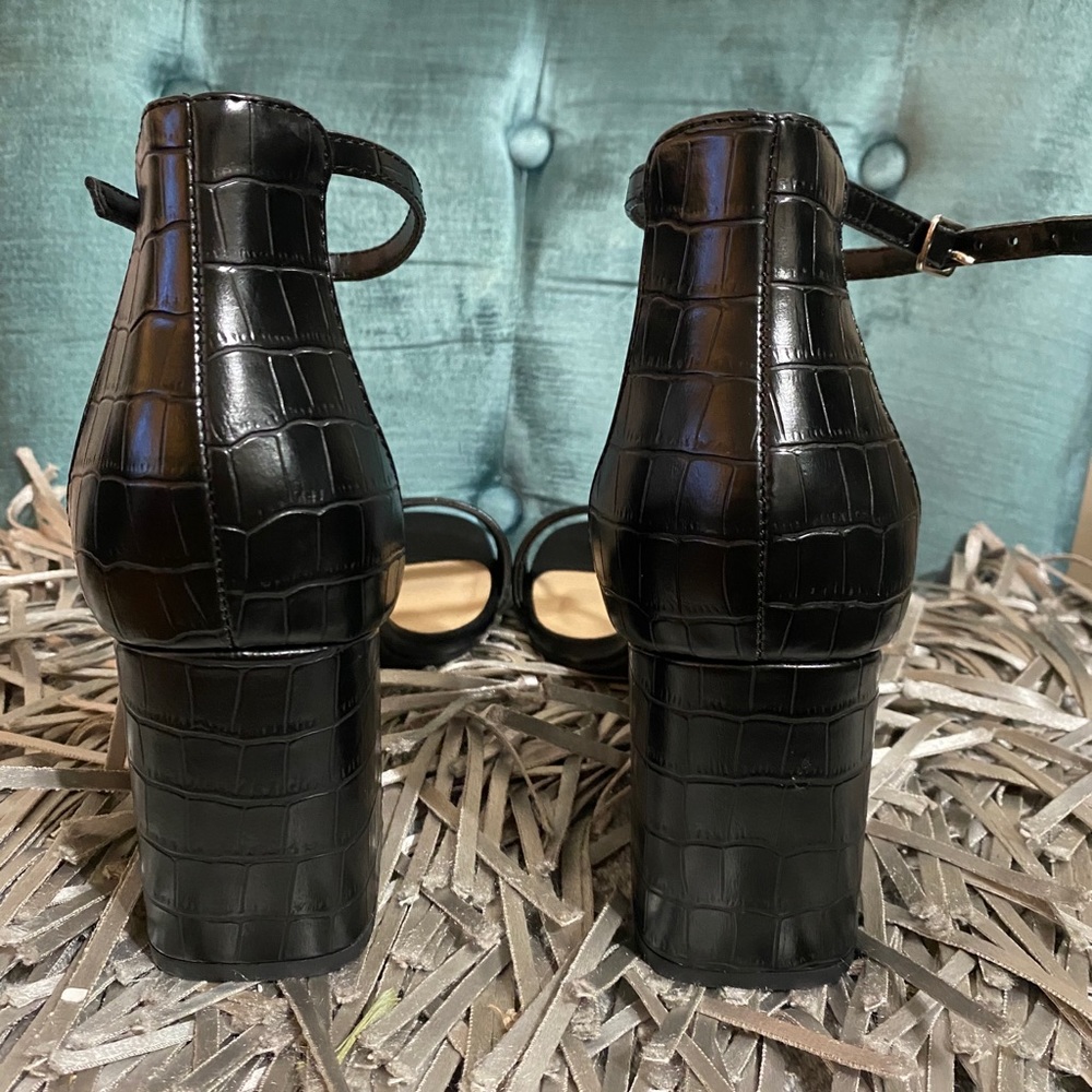 black croc heels - Picture 6 of 6